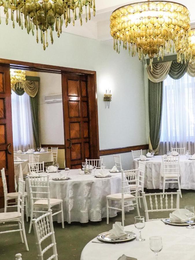 Hotel Triumf Βουκουρέστι Εξωτερικό φωτογραφία