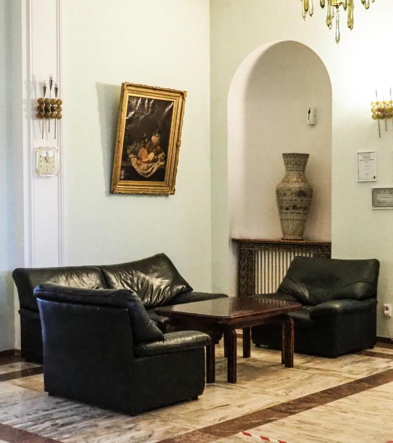 Hotel Triumf Βουκουρέστι Εξωτερικό φωτογραφία