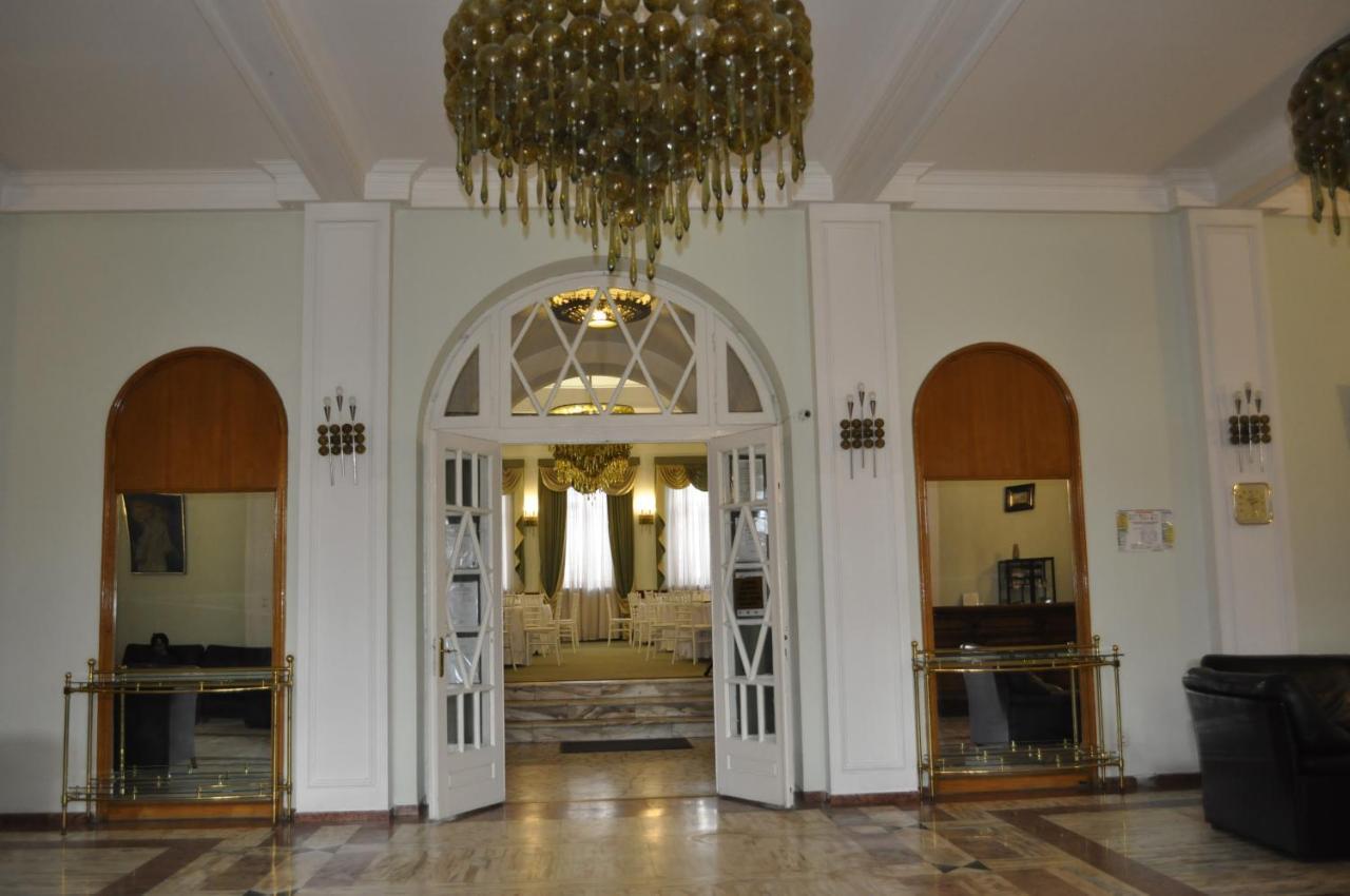 Hotel Triumf Βουκουρέστι Εξωτερικό φωτογραφία