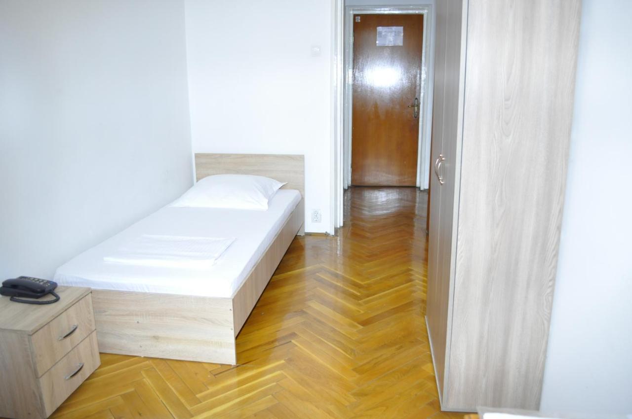 Hotel Triumf Βουκουρέστι Εξωτερικό φωτογραφία