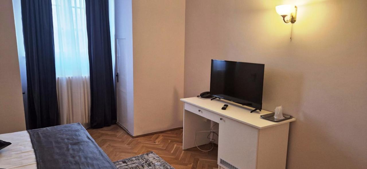 Hotel Triumf Βουκουρέστι Εξωτερικό φωτογραφία